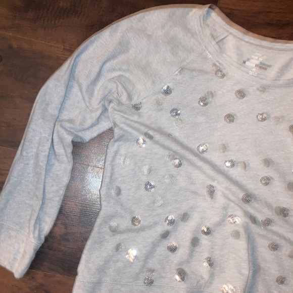 Style & Co. The Essential Sweatshirt in Shimmer Gray Polka Dot - Picture 3 of 4